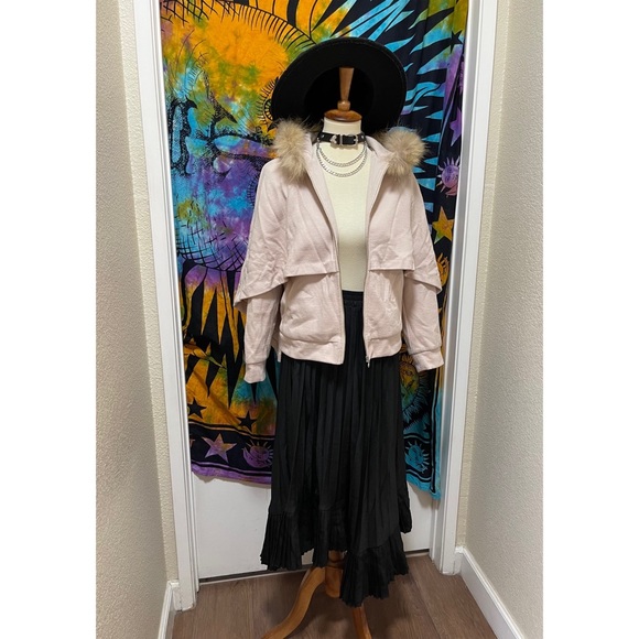 🌈 Amazing fox fur hooded coat - Picture 12 of 12